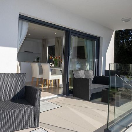 Paradise On The Beach Apartments Бибине Екстериор снимка