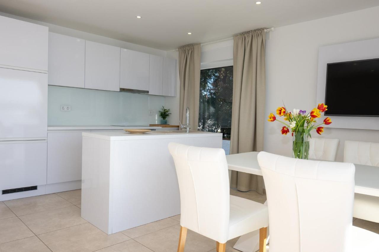 Paradise On The Beach Apartments Бибине Екстериор снимка