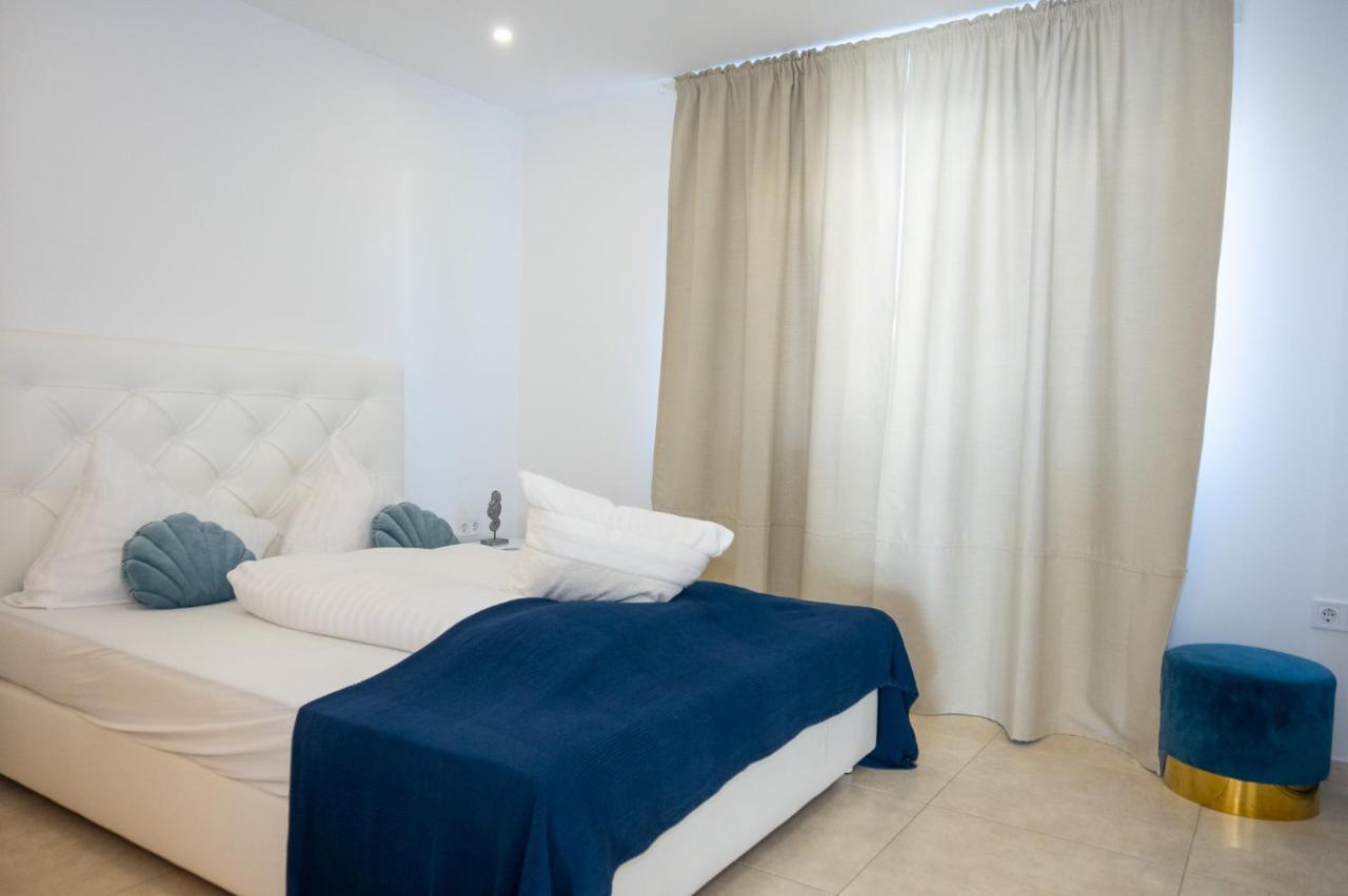 Paradise On The Beach Apartments Бибине Екстериор снимка